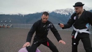 БРАЗИЛЬСКОЕ ДЖИУ ДЖИТСУ ПРОТИВ СИЛАЧЕЙ СТАРОЙ ШКОЛЫ