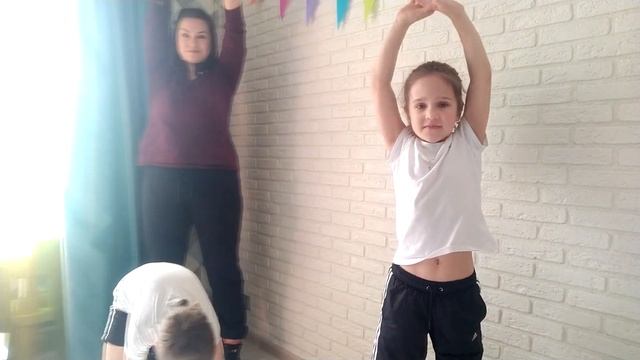 Веселая разминка №2 смотреть онлайн