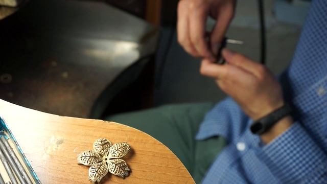 Несколько дней в ШЁЛКЕ и ЗОЛОТЕ// Диплом смотреть онлайн