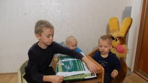 Дети чихают 4 ПОЛУЧИЛИ СТРАННУЮ ПОСЫЛКУ /children sneeze RECEIVED A STRANGE PARCEL / 재채기 / 打喷嚏了
