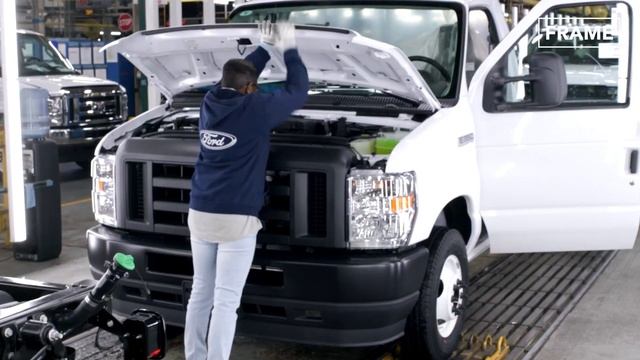 Massive Ford Trucks Assembled Like Lego Inside Giant Ford Production Line смотреть онлайн