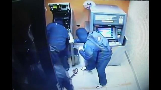 Как ограбить банкомат за 1 минуту смотреть онлайн