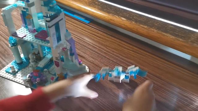 Review of LEGO Frozen castle смотреть онлайн
