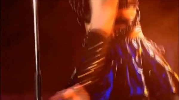 Рианна без фонограммы / Rihanna Real Voice Without Auto Tune