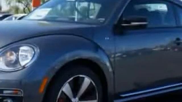 2014 Volkswagen Beetle Lunde's Peoria Volkswagen Phoenix, AZ смотреть онлайн
