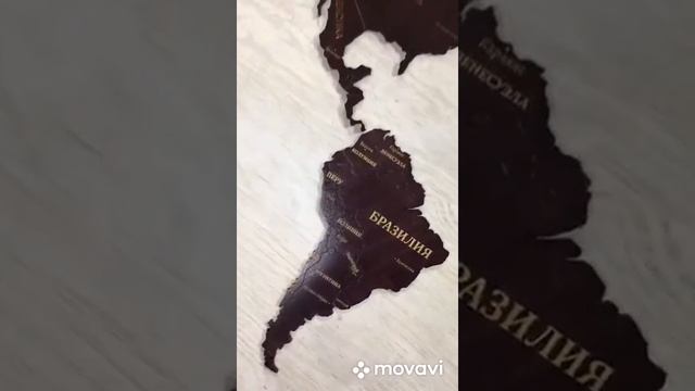 Карта мира из дерева, цвет спелой вишни смотреть онлайн