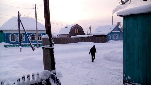 Кипяток на морозе в -40 градусов. смотреть онлайн