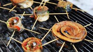 Шашлык из скумбрии на мангале в виде звезды