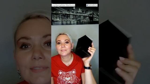 #MiaBox x #Seacret "SEACRET Oster-Spa" Апрель 2022 - #Распаковка #Unboxing #BeautyBox смотреть онлайн