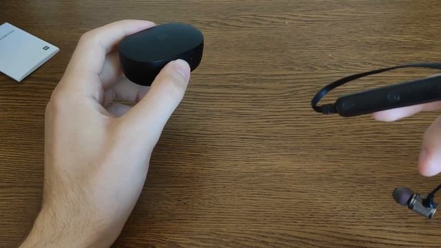 Xiaomi Redmi Airdots - стоит ли покупать наушники? Обзор смотреть онлайн