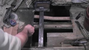 Обзор моей Нивы. Часть 2 (Ремонт крепления раздатки)