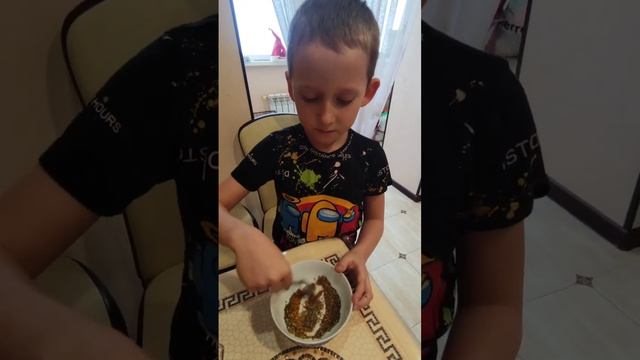 курица в духовке, лучший рецепт, готовят дети, пальчики оближет. смотреть онлайн