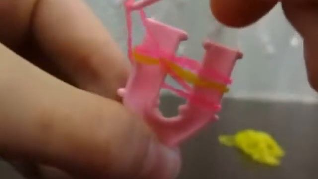 ПЛЕТЕНИЕ БРАСЛЕТА "РЫБИЙ ХВОСТ" ИЗ СИЛИКОНОВЫХ РЕЗ смотреть онлайн