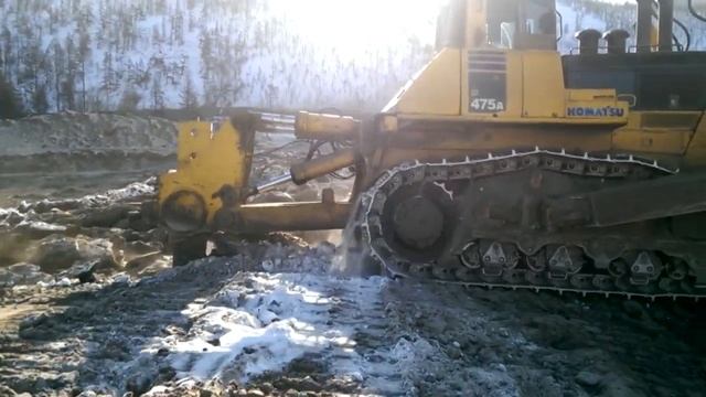 РЫХЛЕНИЕ МЕРЗЛОТЫ KOMATSU D-475 смотреть онлайн