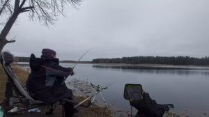 Ловля леща ранней весной.