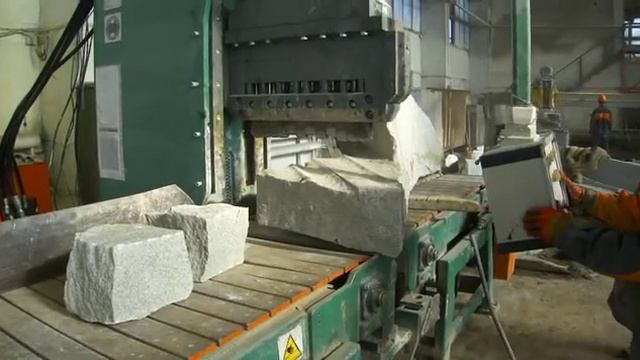 Изготовление гранитной брусчатки на нашем заводе. смотреть онлайн