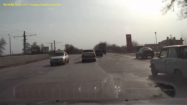 ИЖ-2126 "Ода" VS LAND ROVER FREELANDER смотреть онлайн