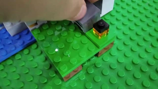 обзор набора Лего "Minecraft" "разрушенный портал" смотреть онлайн