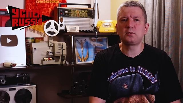 Время ошеломительных историй! Серп, молот и Макдак! смотреть онлайн