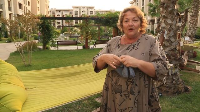 ПОЛЕЗЛА В 70 лет на ГАМАК - ПОСМОТРИТЕ ГДЕ Я ОТДЫХАЮ В БОЛГАРИИ смотреть онлайн