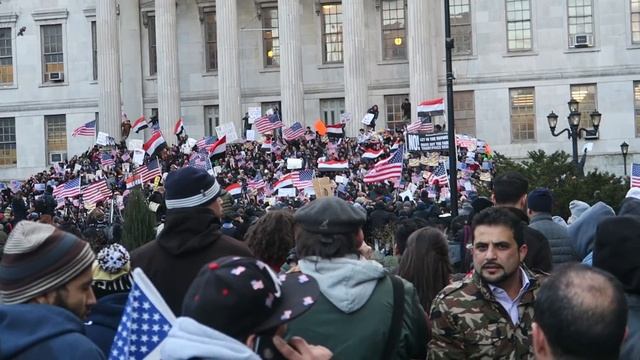 FIGHTING TRUMP'S MUSLIM BAN! смотреть онлайн