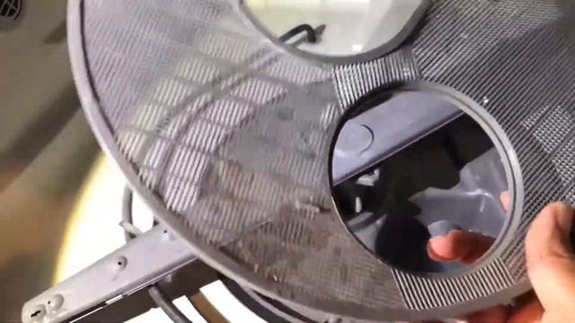 How To Clean Your WHIRLPOOL Dishwasher filter EASY смотреть онлайн