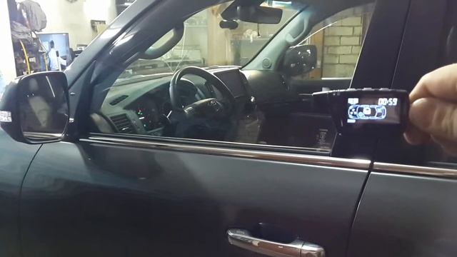 Автозапуск Pandora 5000 Toyota Land Cruiser 200 2016 смотреть онлайн