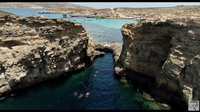 Comino Blue Lagoon and the caves Malta смотреть онлайн