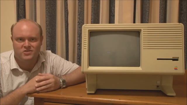 Macintosh XL / Apple Lisa 2 (1984) Introduction And History