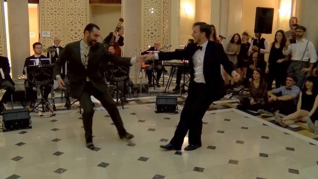 AMAZING DUET - Max Pitruzzella and Thomas Blacharz - Swingin' Genova смотреть онлайн