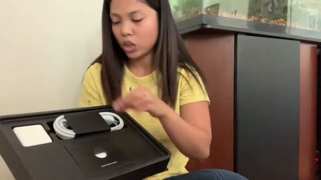 My NEW APPLE MACBOOK AIR 13 Inch | Macbook Unboxing смотреть онлайн