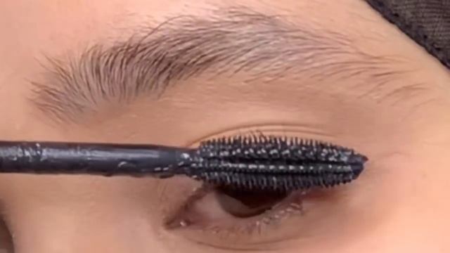 L’Oréal Bambi eye mascara before and after| Loreal Bambi mascara unboxing video| free from viewpoin смотреть онлайн