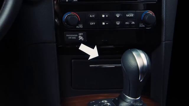 2013 Infiniti FX - Power Outlets смотреть онлайн