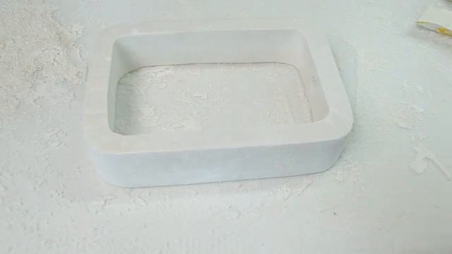 ИЗ ГИПСА СВОИМИ РУКАМИ? БЕЗ ДОРОГОСТОЯЩИХ СИЛИКОНОВЫХ ФОРМ И МОЛДОВ ДЕЛАЕМ СТИЛЬНУЮ ВАЗУ С ПРОБИРКО смотреть онлайн