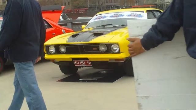 FORD falcon GT XB YELLOW BLAZE смотреть онлайн