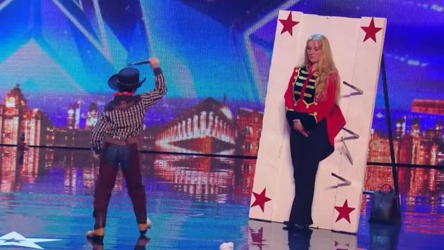 Mom runs the risk of allowing his son to do this - Мама рискует позволяя делать этого сына смотреть онлайн