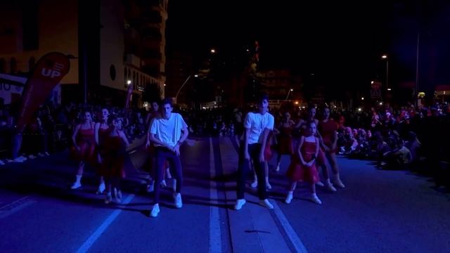 HALLOWEEN DANCE GREASE // Choreography by: Laura Rodríguez// Flashmob Up Motril смотреть онлайн