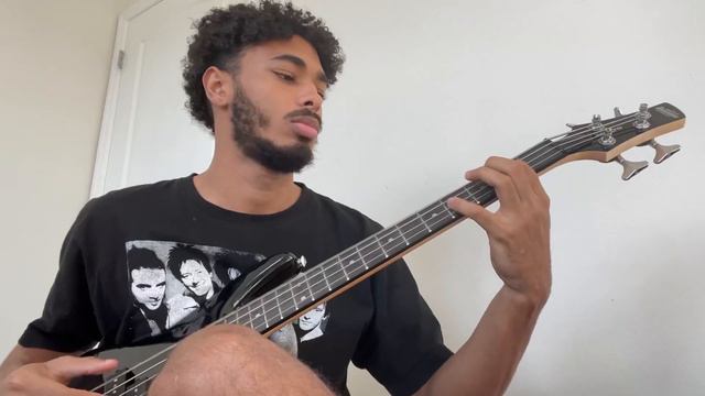 Ibanez GSRM20 Mikro Short-Scale Bass Guitar (Review) смотреть онлайн