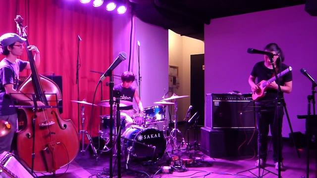 Blue In Green／James Barrett trumpet, Yoshimitsu Murayama guitar etc. смотреть онлайн