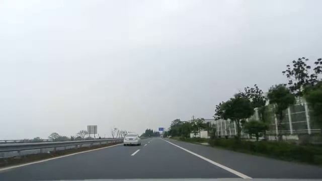 20161003_Driving along Tai Lake from Huzhou, Zhejiang to Suzhou, Jiangsu смотреть онлайн