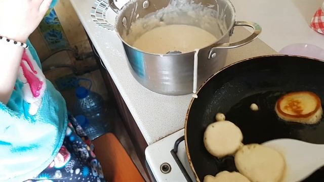 ЖАРЮ ОЛАДУШКИ ПО РЕЦЕПТУ YouTube смотреть онлайн