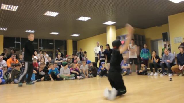 Открытый областной брейк-данс фестиваль в Мытищах, Kids c 6 до 10 лет Winter Jam 2015 смотреть онлайн