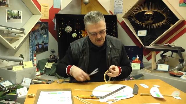 Вчимося вдома_ Літаюча модель планера смотреть онлайн