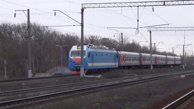 Электровоз ЭП1П-052 с поездом №70 Ростов-на-Дону — Кисловодск смотреть онлайн