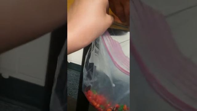 Candy Machine Raid! смотреть онлайн