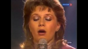 Поёт Наталья Рожкова.  Память птица.