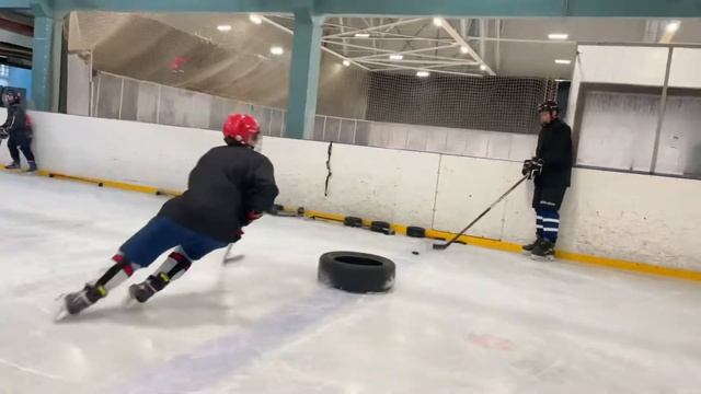 Тренировка на льду. Техника рук. #hockeyskills #icehockey #hockey #nhl