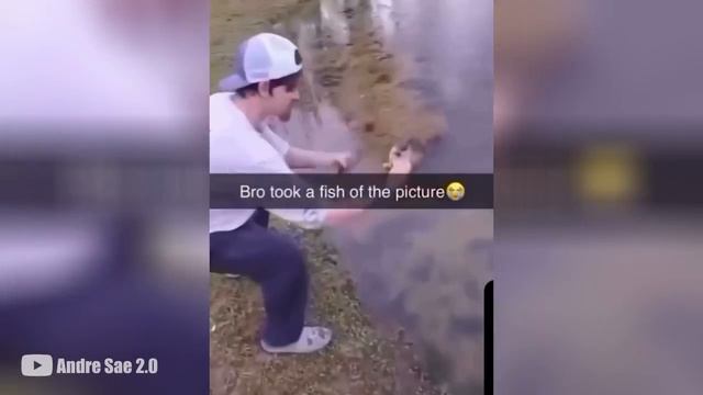 Mem Absurd Yang Saya Temukan Jam