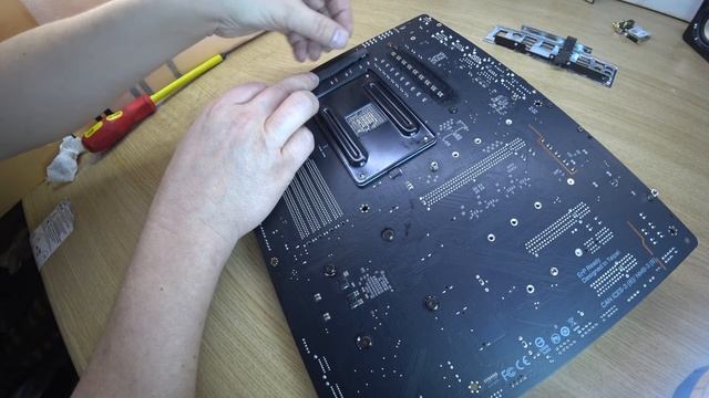 GIGABYTE X570 AORUS MASTER.Обзор. Разор, осмотр, модернизация. Часть2. смотреть онлайн