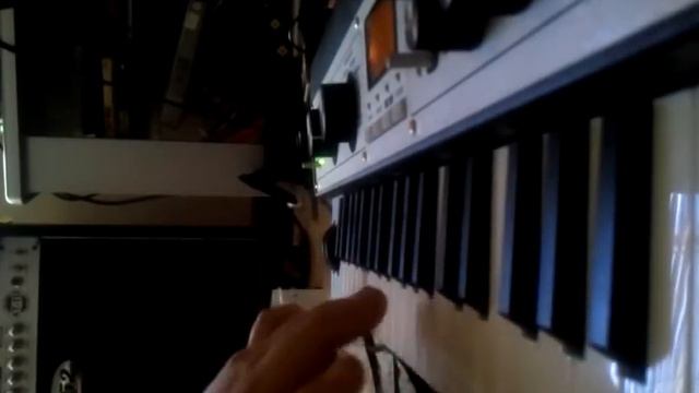 Hysteria - MicroKORG XL смотреть онлайн
